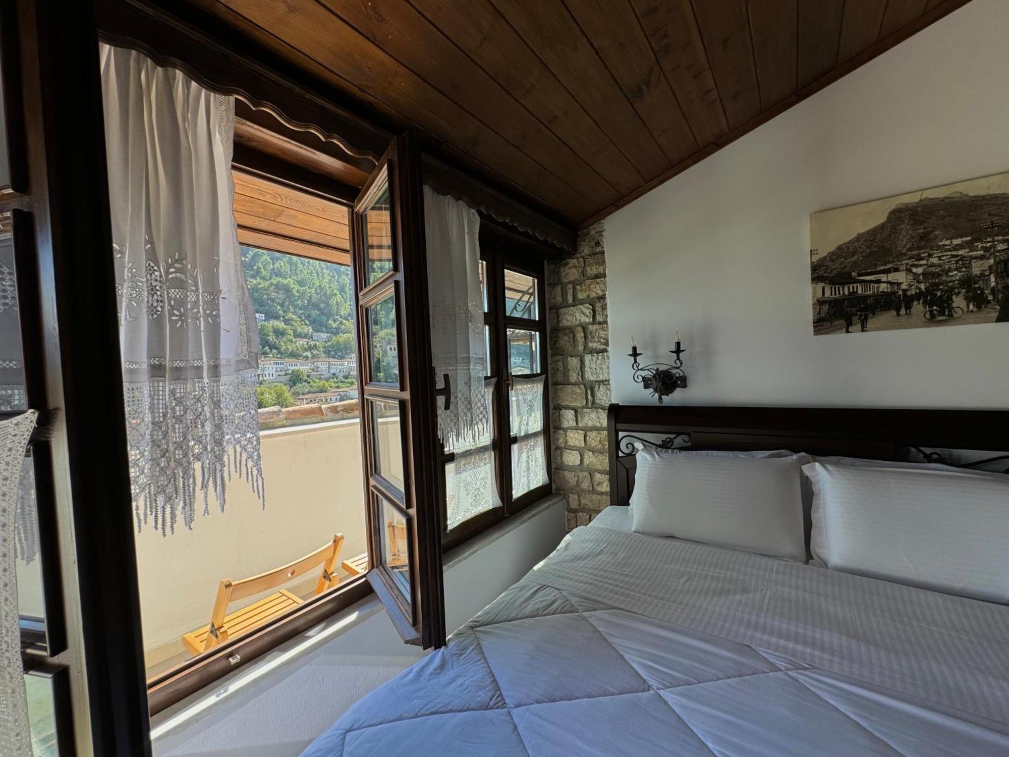 White House Boutique Hotel & Restaurant - Since 1999 Berat Dış mekan fotoğraf