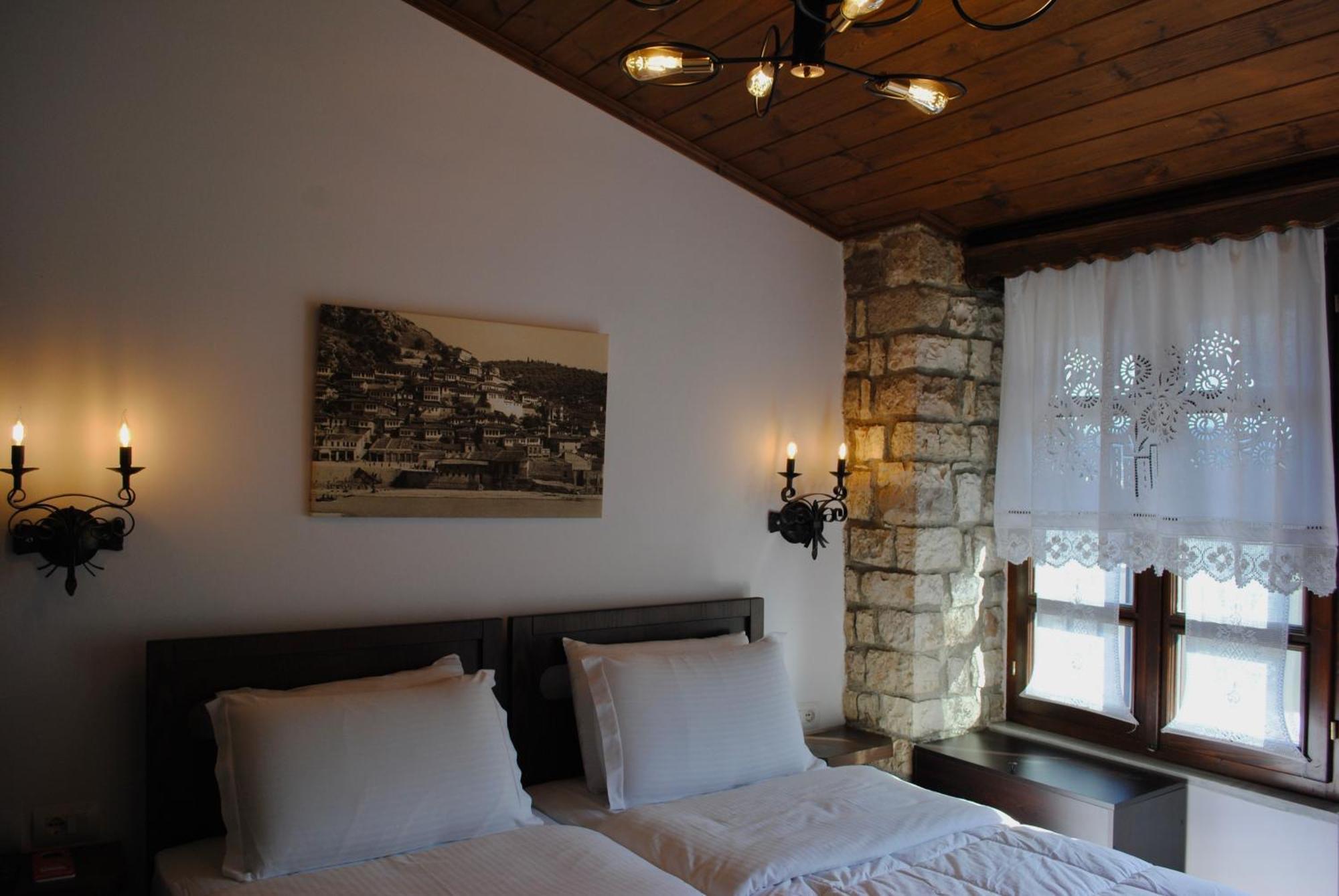 White House Boutique Hotel & Restaurant - Since 1999 Berat Dış mekan fotoğraf